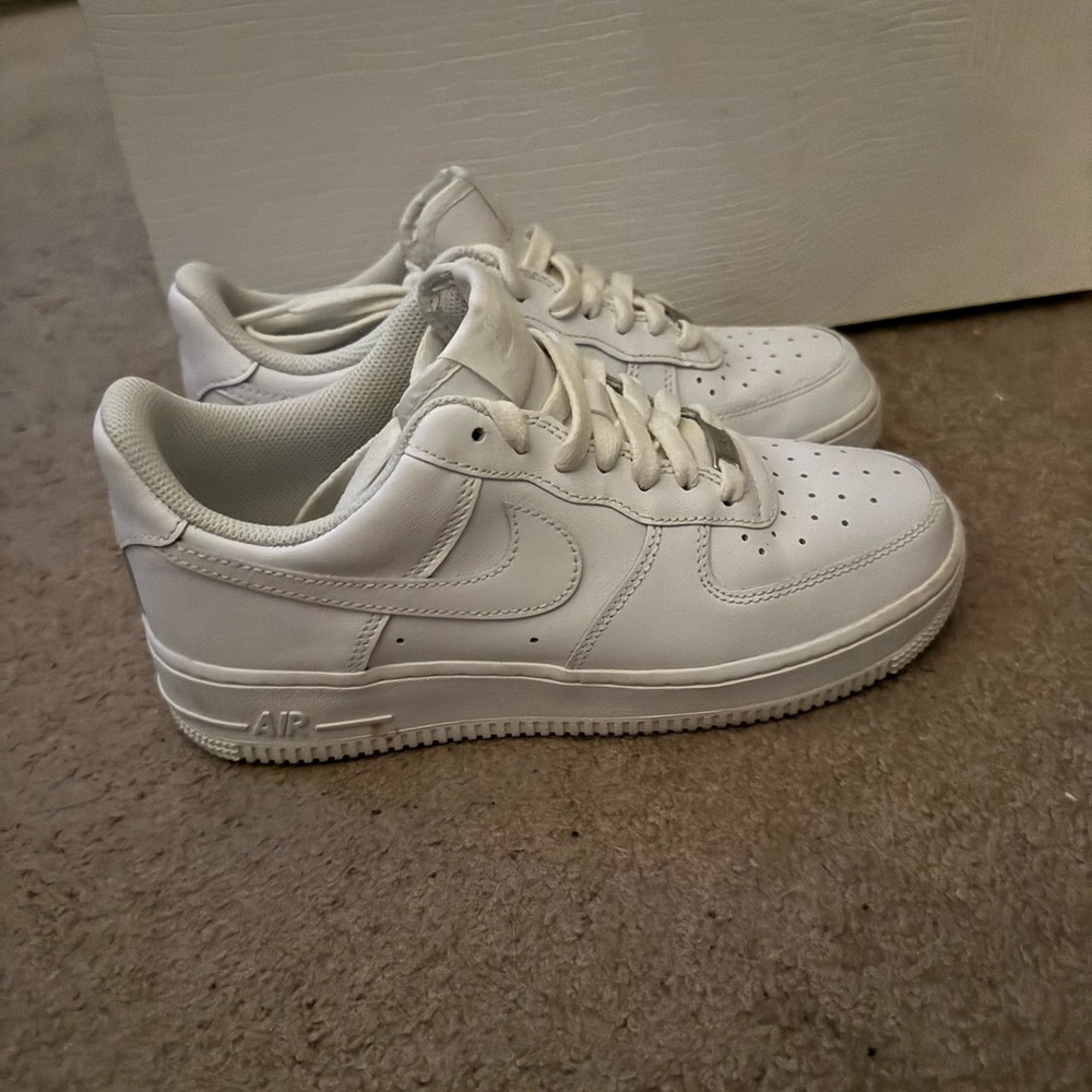 Nike White Women's Sneakers